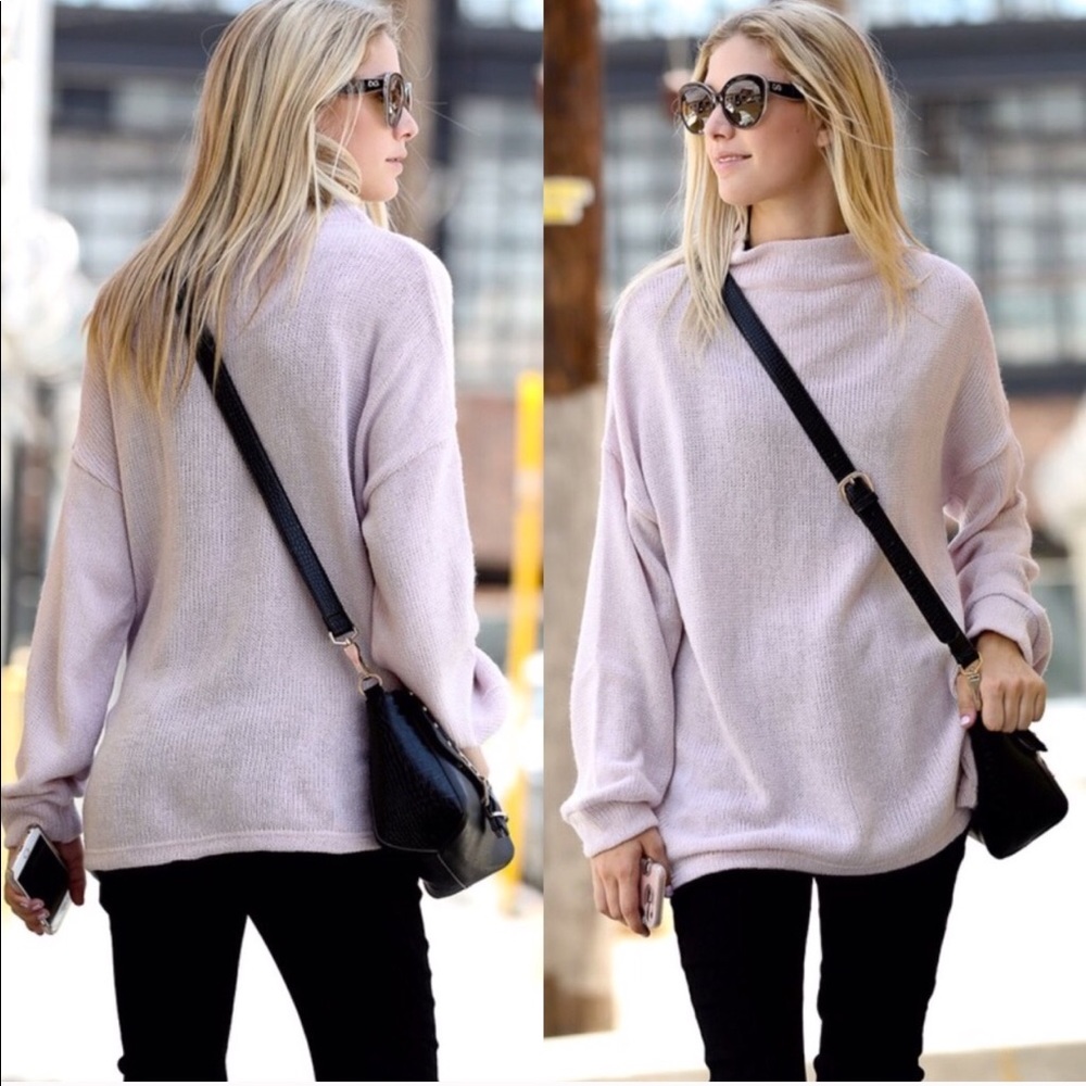 🎉 1 Left! 💕 Semi-Cowl Neck Sweater💕